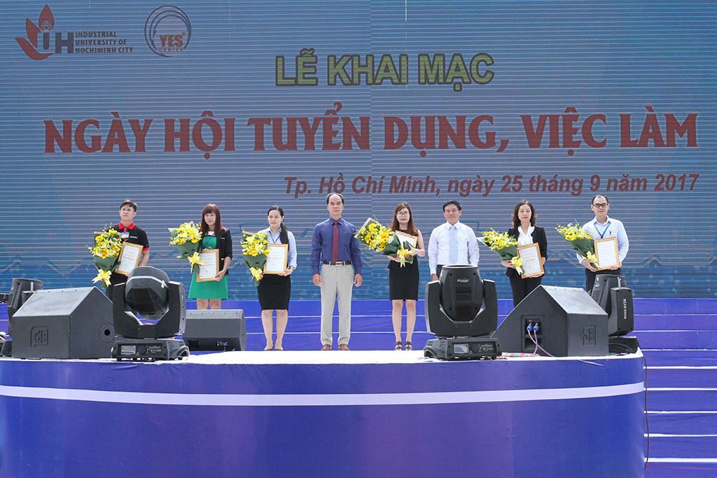 Ngày hội tuyển dụng việc làm năm 2017