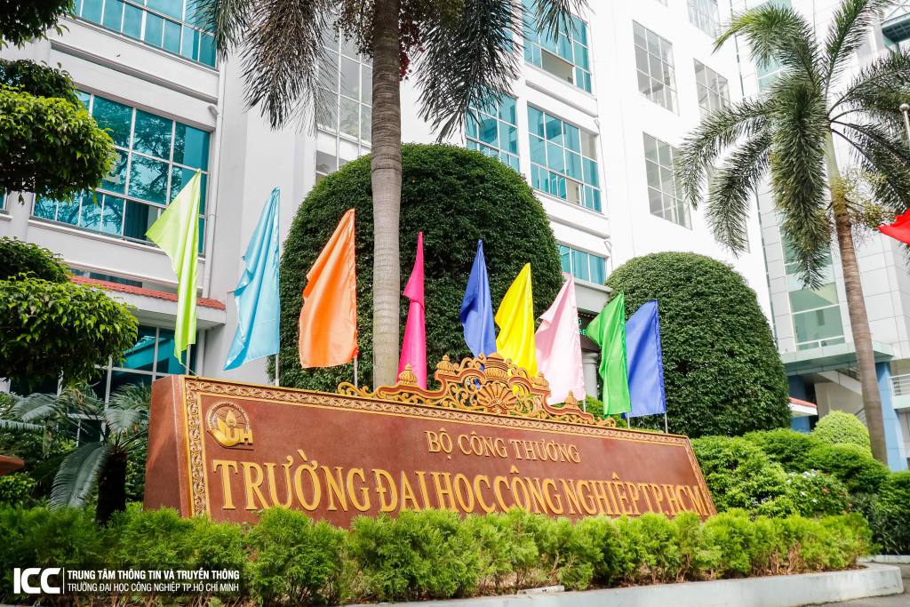 Từ trường trung cấp nghề đến đại học 4 sao